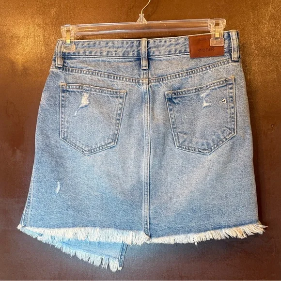 Hidden Los Angeles Denim Asymmetrical Skirt with Frayed Hem EUC sz M no stretch. - Picture 5 of 9
